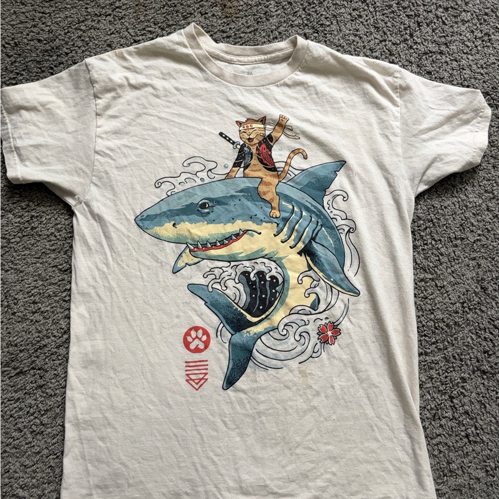 Threadless Ninja Cat Riding Shark Men's Graphic T-Shirt beige Medium